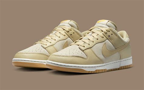 nike dunk tan suede.